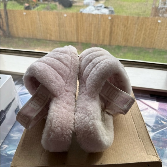 UGG Fluffy Yeah Slides Pink Size 9 - Picture 2 of 9